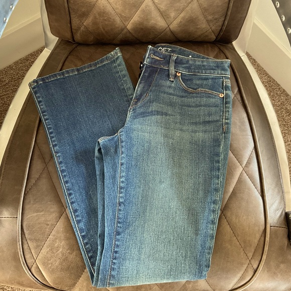 Women’s Ann Taylor Loft Jeans - Picture 2 of 10